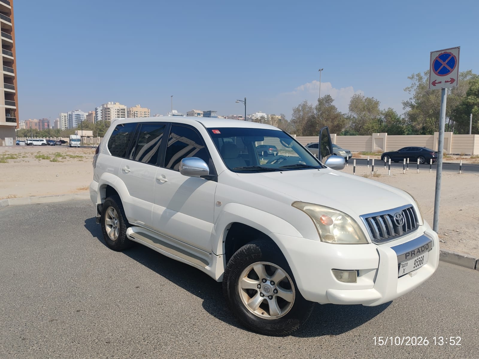 Pearl White Toyota Prado GX Basic 2008 Pearl White Toyota Prado GX Basic 2008