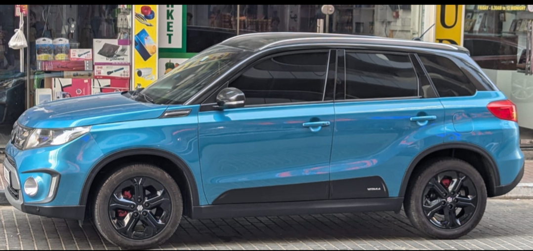 أزرق سوزوكي Vitara GLX 2017 أزرق سوزوكي Vitara GLX 2017