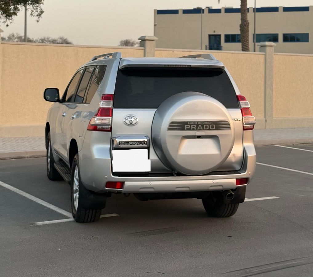Серебро Toyota Prado GXR 2016 год