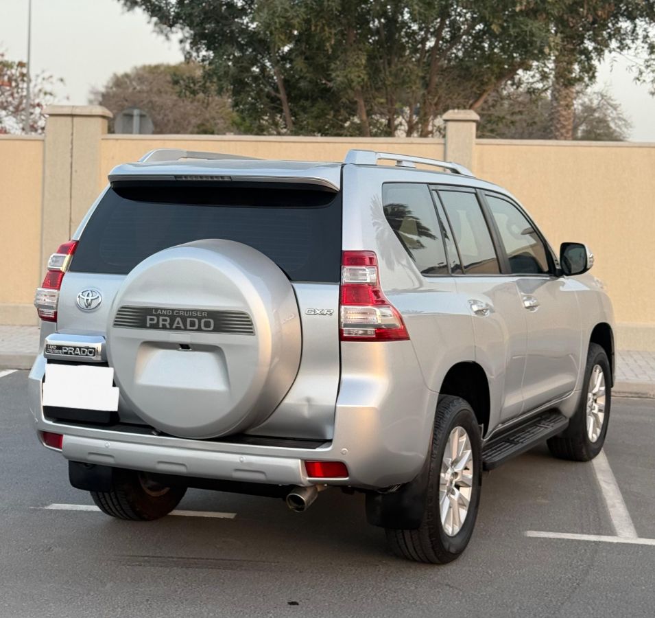 Серебро Toyota Prado GXR 2016 год