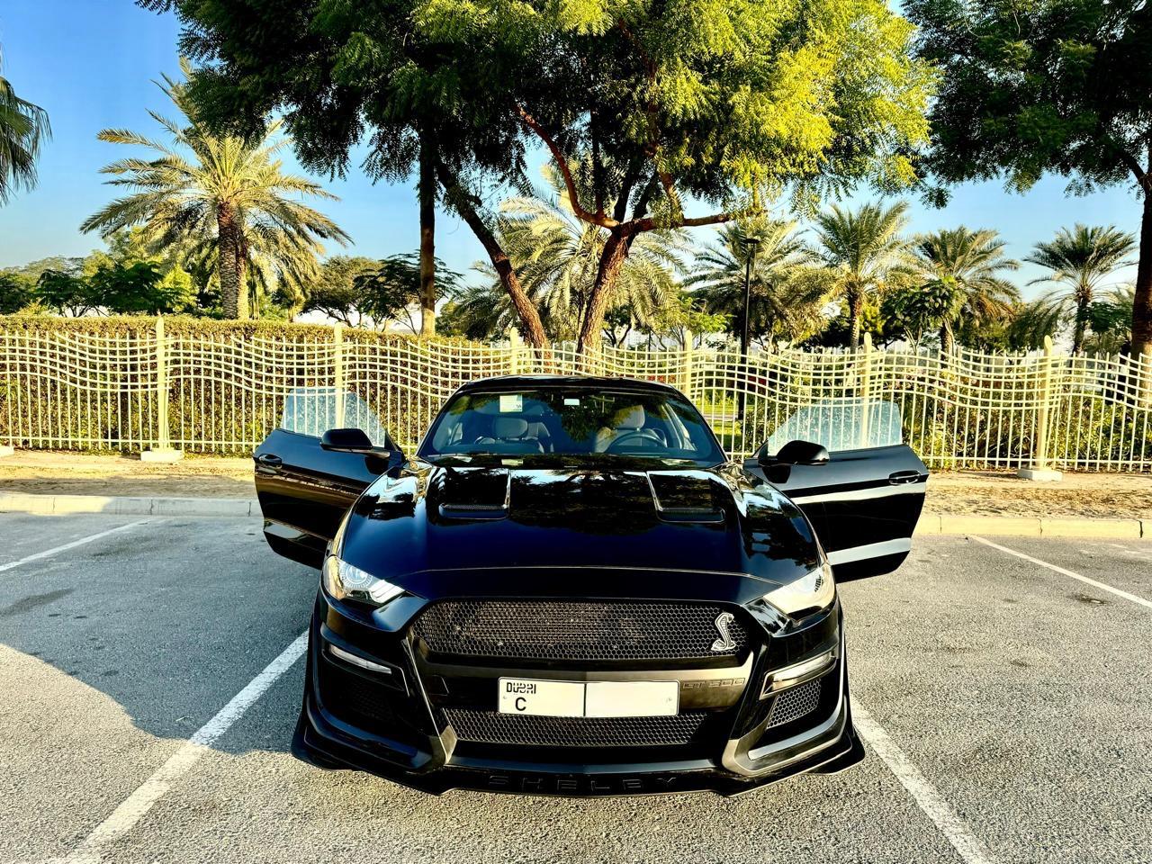 Noir Ford Mustang EcoBoost 2020