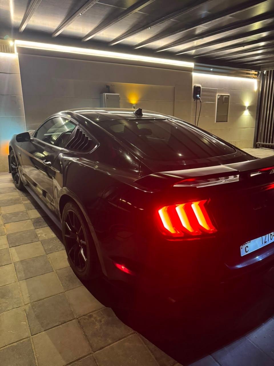 Noir Ford Mustang EcoBoost 2020
