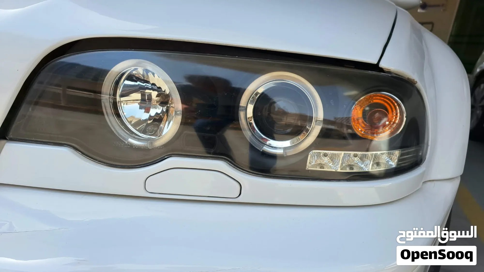 White BMW M3 Standard 2003