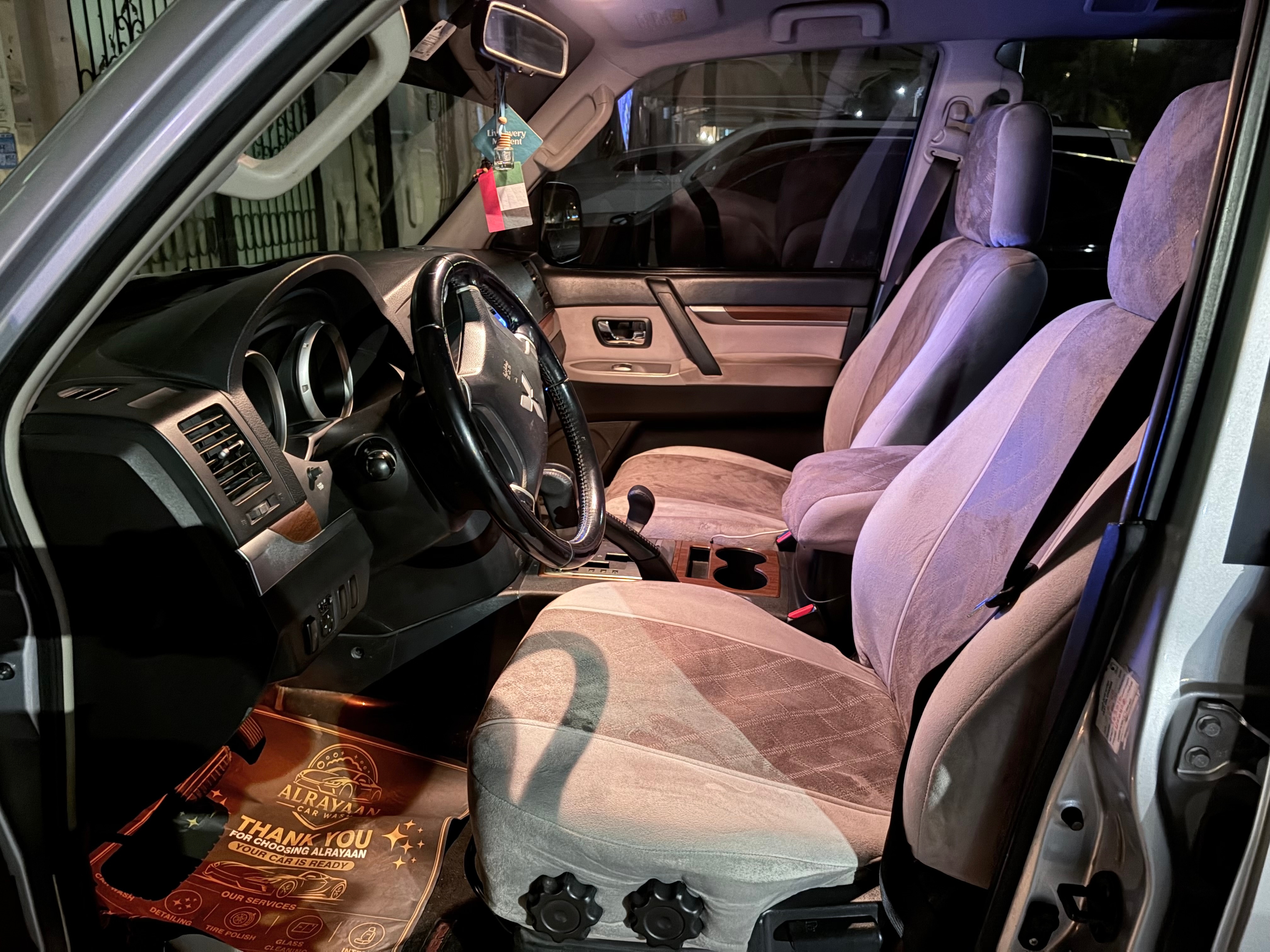 Zilver Mitsubishi Pajero GLS 2009