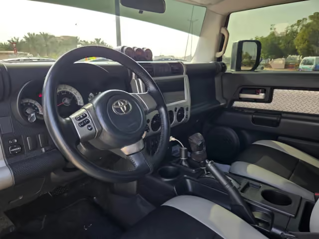 Black Toyota FJ Cruiser GXR 2008