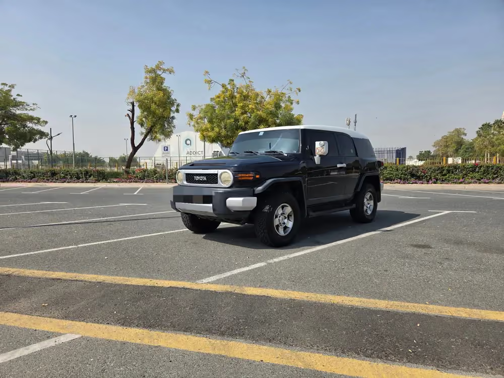 Black Toyota FJ Cruiser GXR 2008