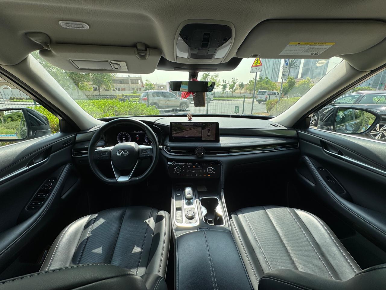 Grau Infiniti QX60 LUXE 2023