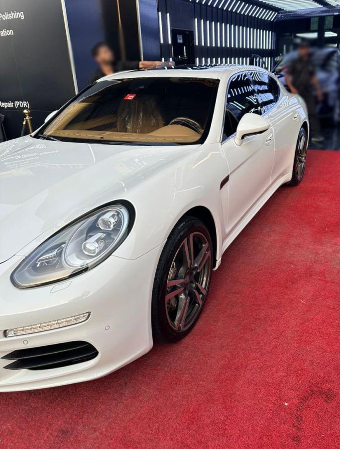 Blanco Porsche Panamera S 2014