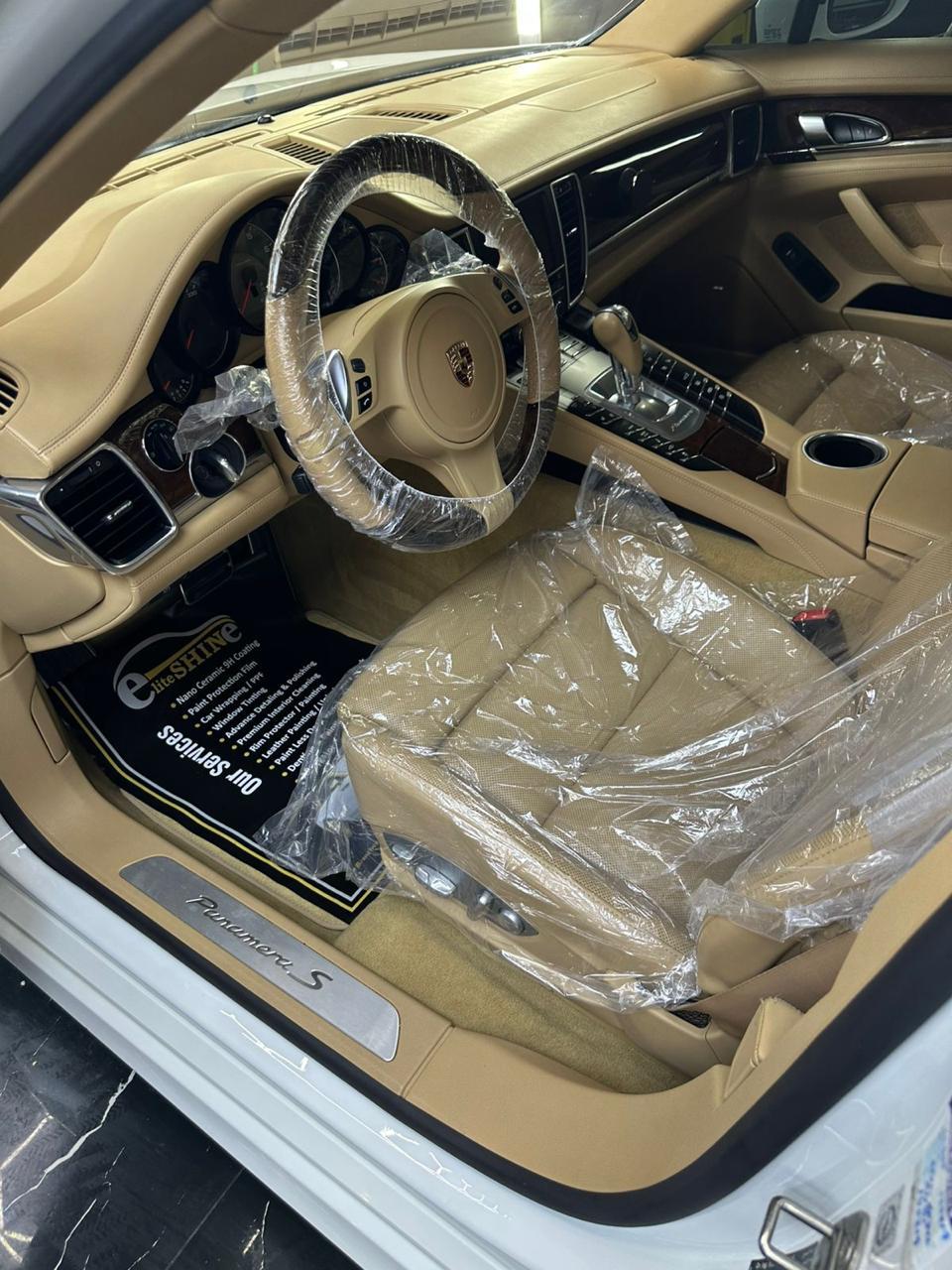 Blanco Porsche Panamera S 2014