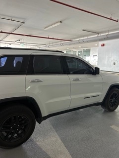 wit Jeep Grand Cherokee Limited 2017