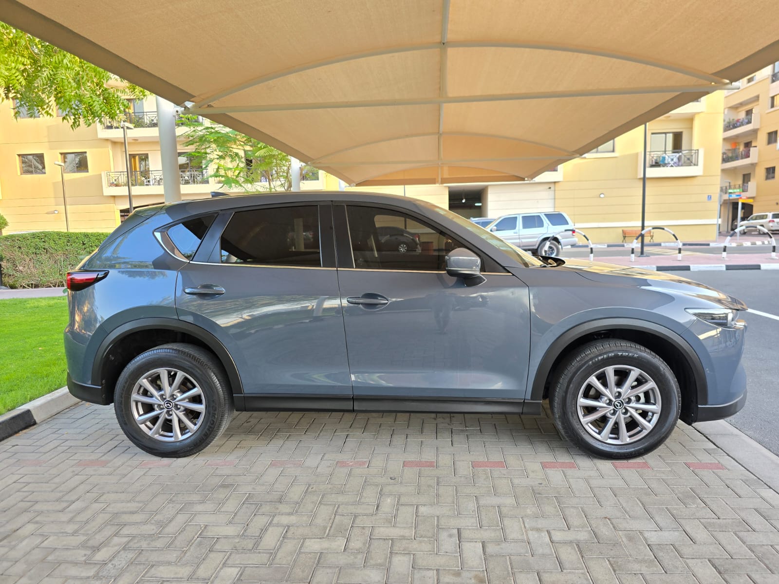 Gray Mazda CX 5 GL 2024