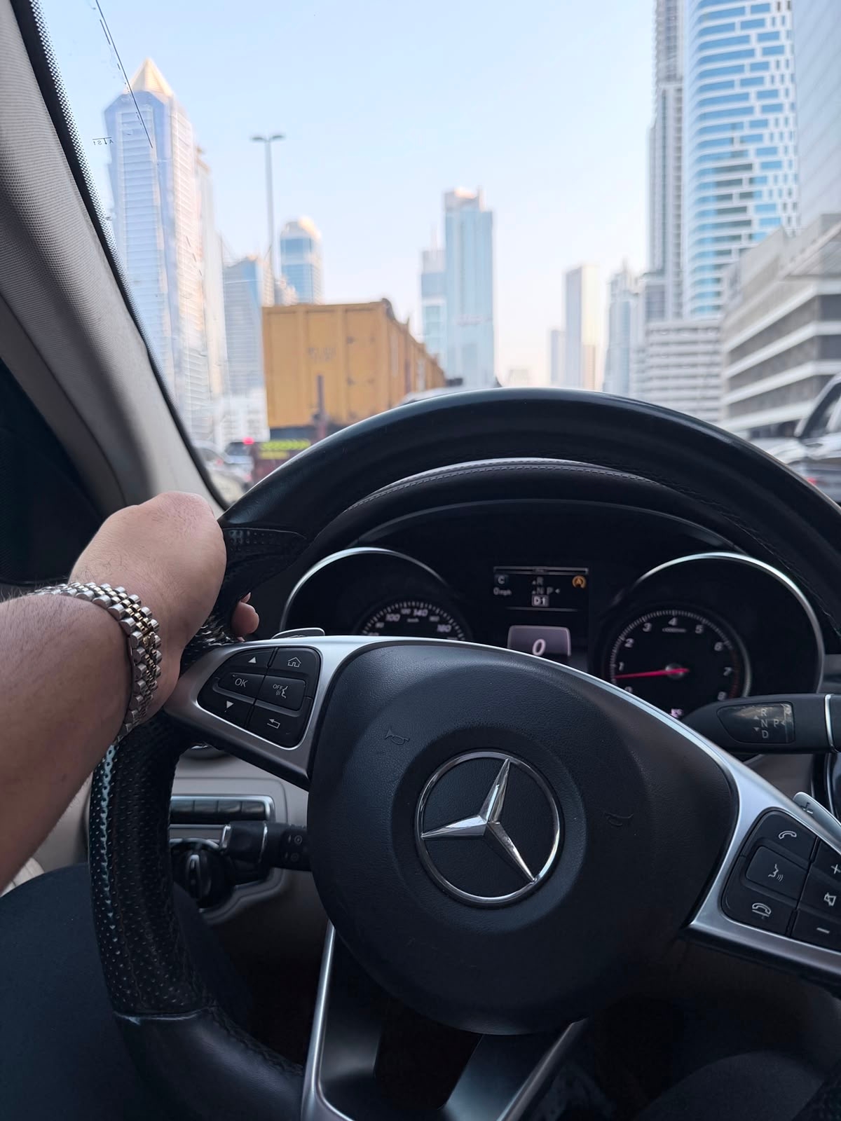 Bleu Mercedes Benz C200 AMG PREMIUM 2015