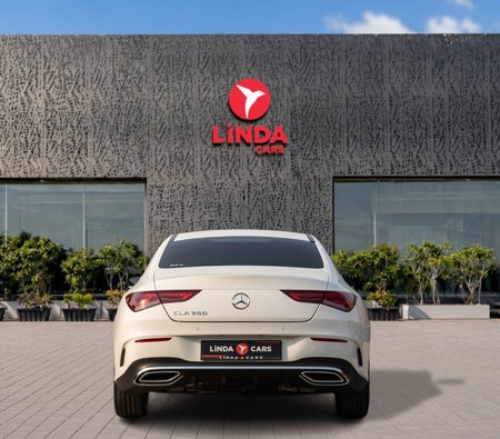 Beyaz Mercedes Benz CLA 250 AMG Line Premium 2021
