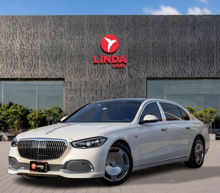 Weiß Mercedes Benz Maybach S680 2021 Weiß Mercedes Benz Maybach S680 2021
