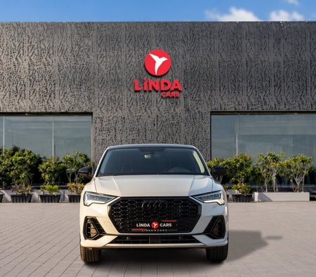 Белый Audi Q3 Sportback S Line 2025 год Белый Audi Q3 Sportback S Line 2025 год