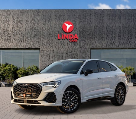 Белый Audi Q3 Sportback S Line 2025 год Белый Audi Q3 Sportback S Line 2025 год