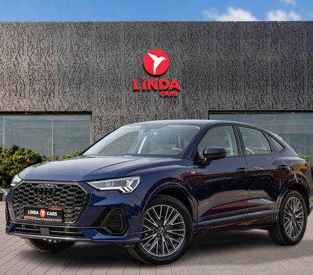 Голубой Audi Q3 Sportback S Line 2025 год Голубой Audi Q3 Sportback S Line 2025 год