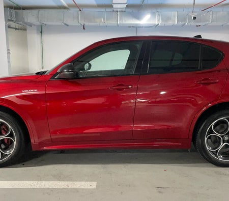 Rouge Alfa Romeo Stelvio Veloce 2022