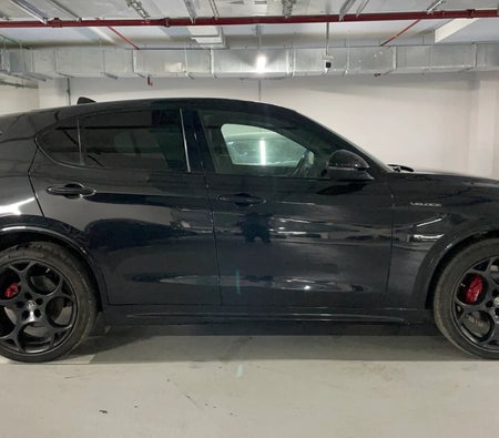 Noir Alfa Romeo Stelvio Veloce 2023 Noir Alfa Romeo Stelvio Veloce 2023