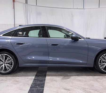 Grau Audi A5 35 TFSI 2025