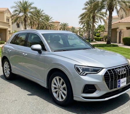 Silver Audi Q3 35 TFSI 2023 Silver Audi Q3 35 TFSI 2023