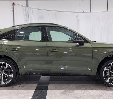 Yeşil Audi Q5 40 TFSI S LINE 2024 Yeşil Audi Q5 40 TFSI S LINE 2024