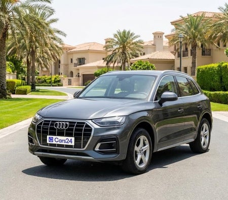 Audi Q5 45 TFSI quattro 2022, photo 1 of 4