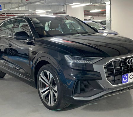 Black Audi Q8 55 TFSI quattro S line 2023 Black Audi Q8 55 TFSI quattro S line 2023