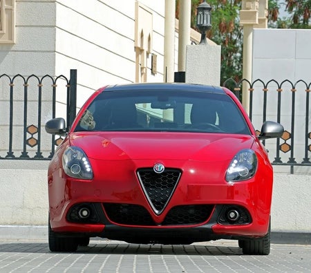 Alfa Romeo Giulietta Veloce 2019, photo 3 of 4