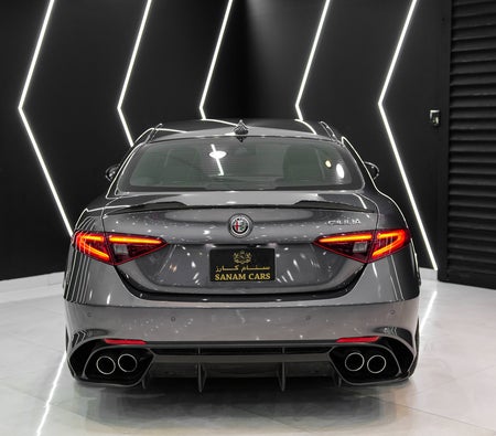 Alfa Romeo Giulia Quadrifoglio 2018, photo 3 of 4