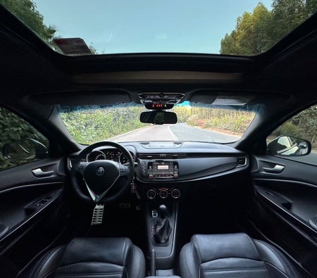 Alfa Romeo Giulietta  2021, photo 4 of 4