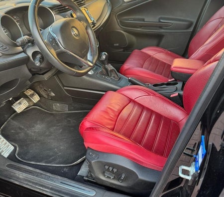 ألفا روميو      Giulietta  2021, photo 4 of 4