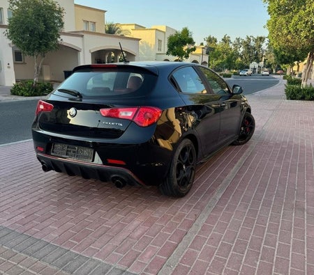 ألفا روميو      Giulietta  2021, photo 3 of 4