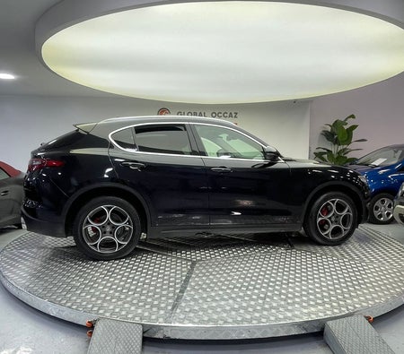 zwart Alfa Romeo stelvio 2018
