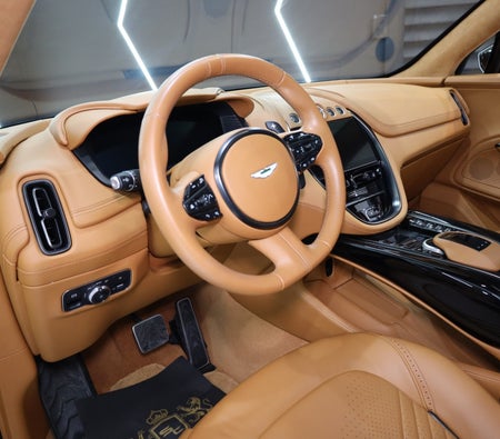 Aston Martin DBX 550 2021, photo 4 of 4