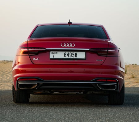 rojo Audi A4 S Line 2023