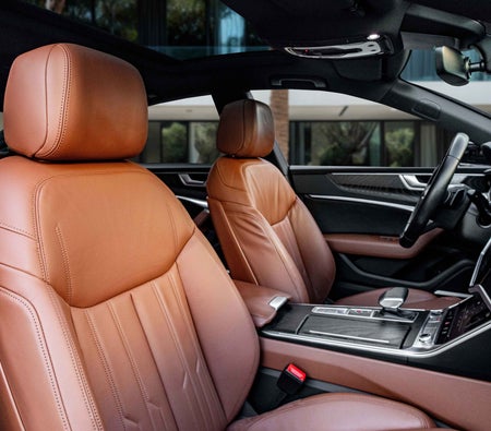 أسود أودي A7 45 TFSI S-Line 2021 أسود أودي A7 45 TFSI S-Line 2021