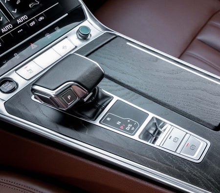 أسود أودي A7 45 TFSI S-Line 2021 أسود أودي A7 45 TFSI S-Line 2021