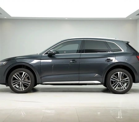 أودي Q5 45 TFSI quattro 2023, photo 2 of 4