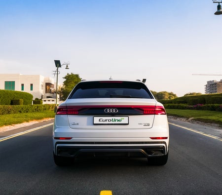 Audi Q8 2023