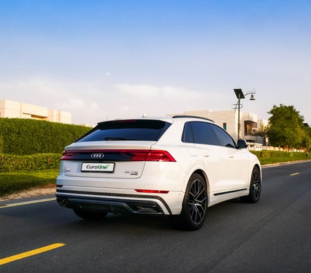 Audi Q8 2023