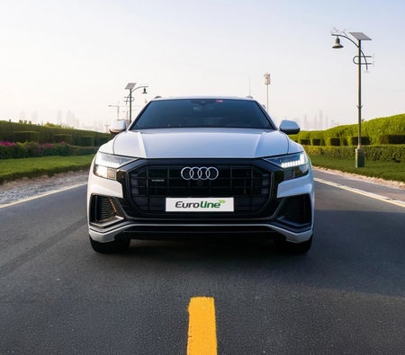 Audi Q8 2023