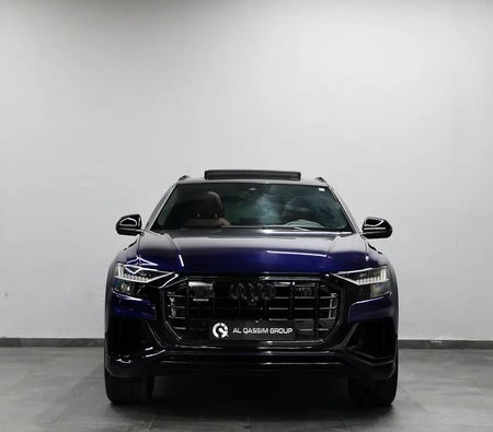 Audi Q8 55 TFSI Quattro 2021, photo 2 of 4