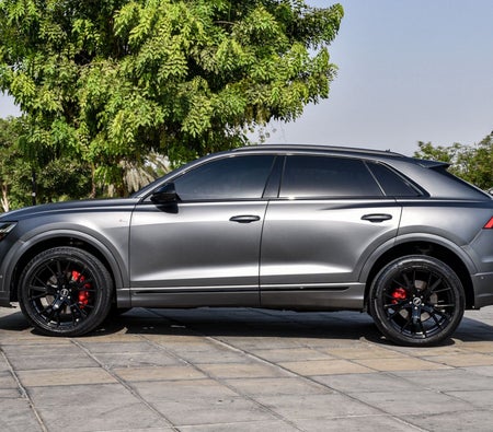 Audi Q8 S Line Kit 2023