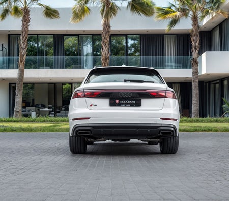 Bianca Audi Q8 S-Line 2024