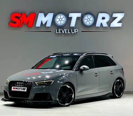 gris Audi RS3 2016