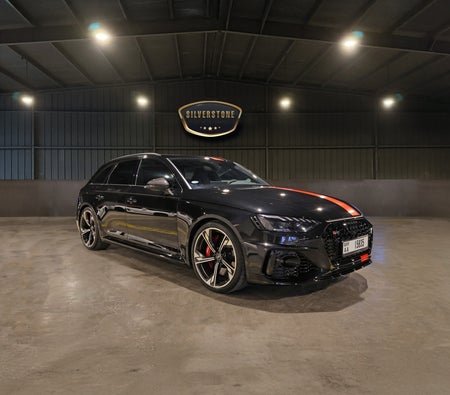 Audi RS4 Competition 2025