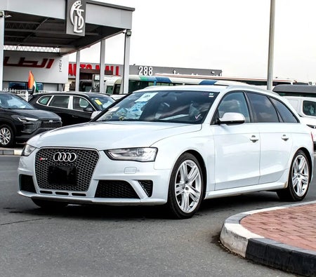 Audi RS4 2014, photo 2 of 4