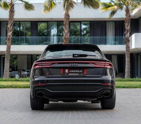 Black Audi RS Q8 2023
