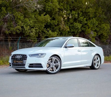 Audi S6  2016, photo 1 of 4
